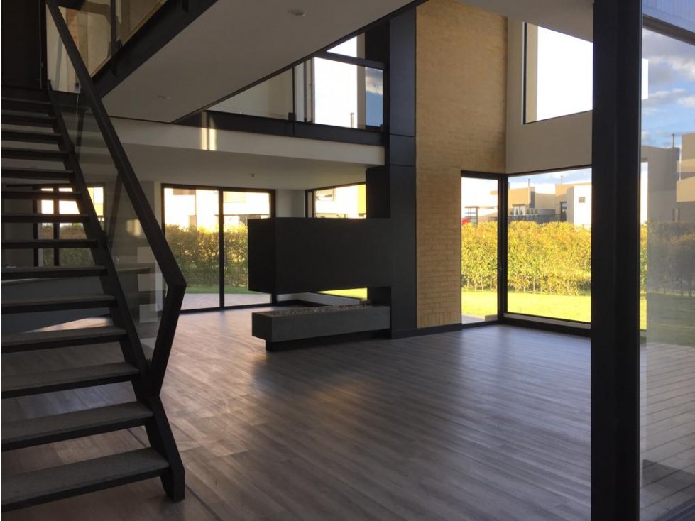 Arriendo casa Arborada de Cota - 2