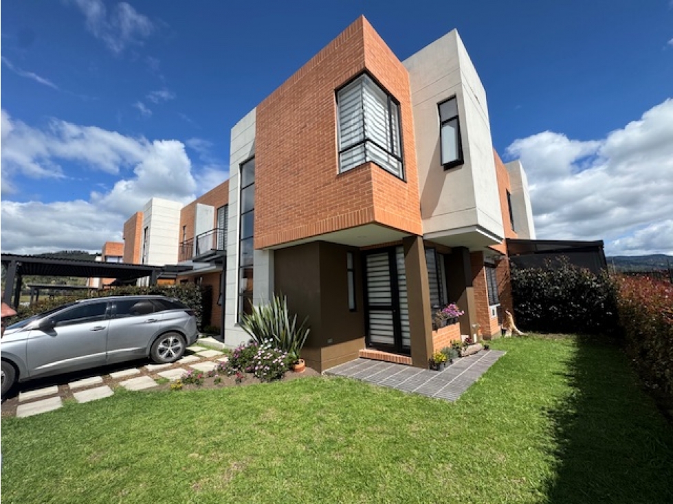 VENDO CASA CAJICA EXCELENTE UBICACIÓN
