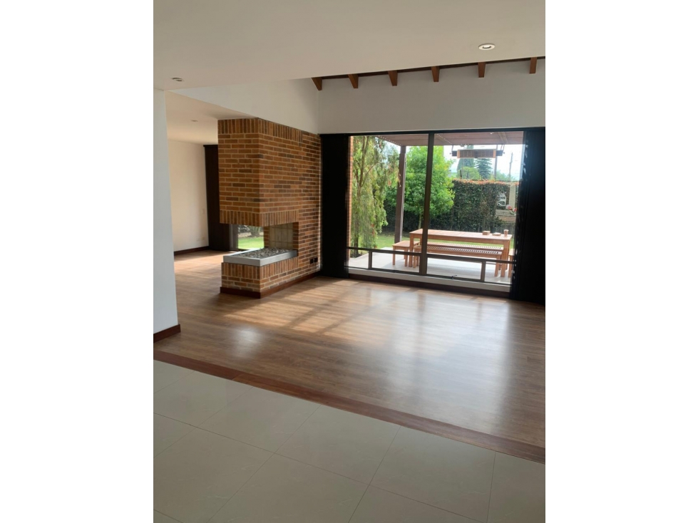 ARRIENDO casa en conjunto cerrado esquinera con lote independiente — foto 4
