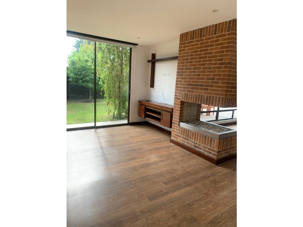 ARRIENDO casa en conjunto cerrado esquinera con lote independiente — foto 5