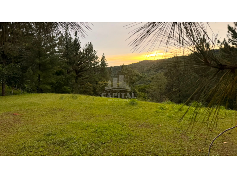 SE VENDE TERRENO EN LAS VISTAS DE CERRO AZUL