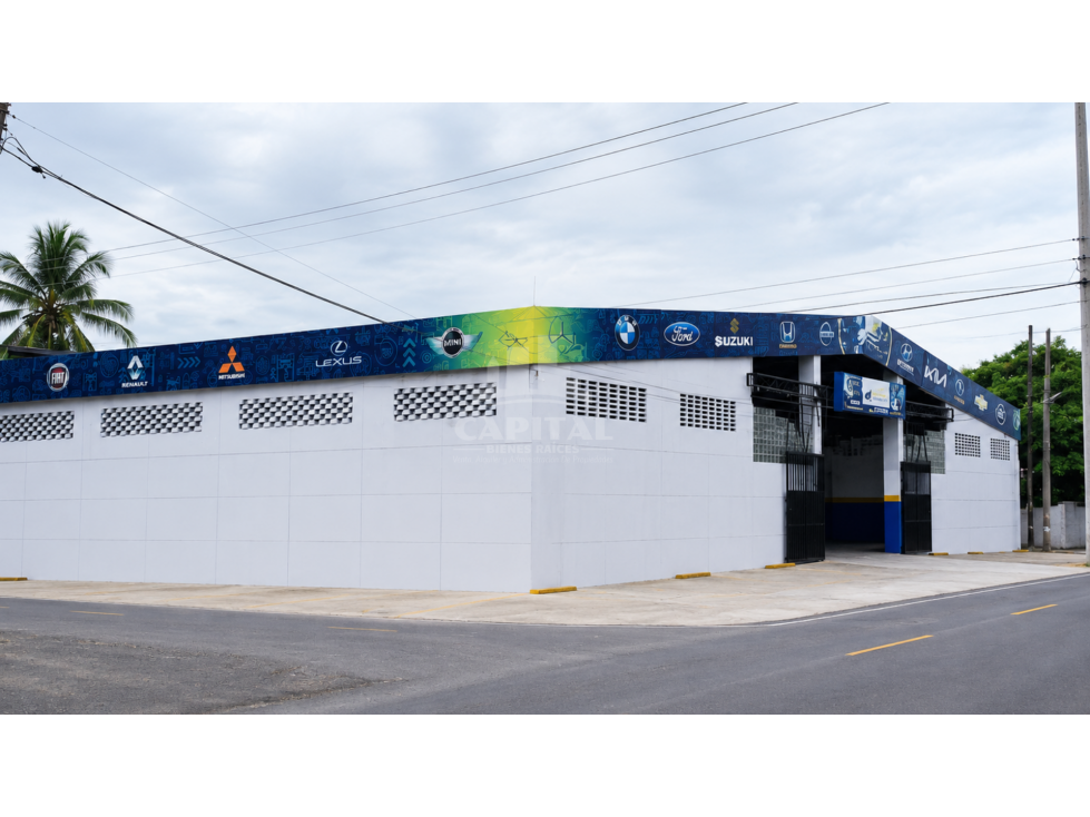 SE VENDE TALLER EN PARQUE LEFEVRE