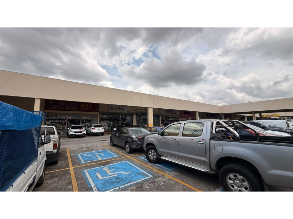 LOCAL COMERCIAL EN ALQUILER SAN MIGUELITO — foto 2