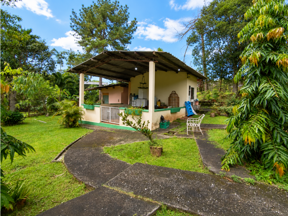 SE VENDE CASA EN SAN ANTONIO - 1000M2 - 2
