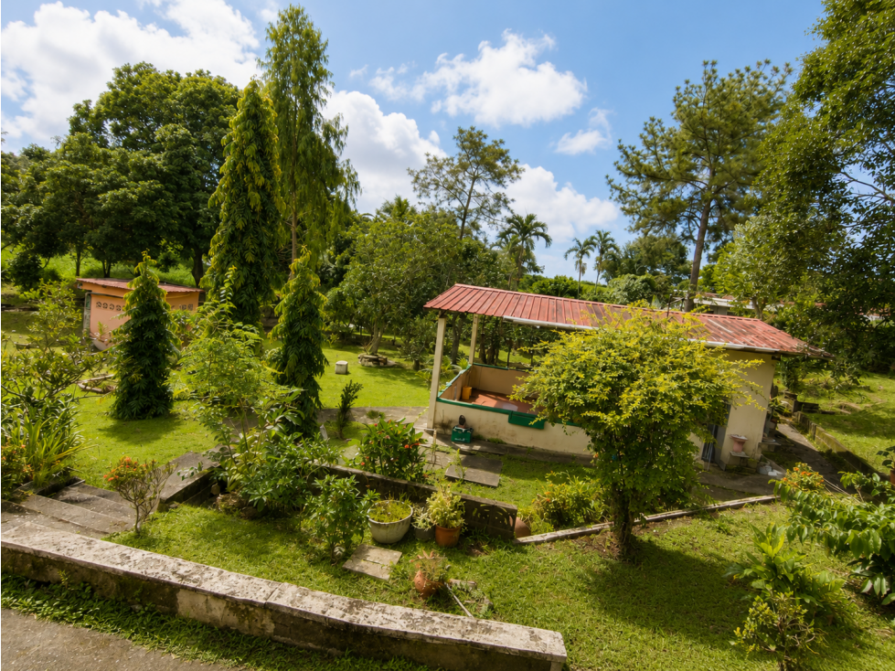 SE VENDE CASA EN SAN ANTONIO - 1000M2 - 3