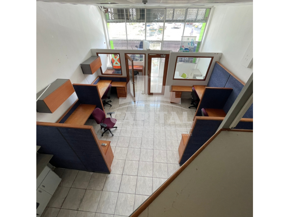 SE VENDE LOCAL EN PH PLAZA LAS ARCADAS, CAMPO LIMBERG — foto 3