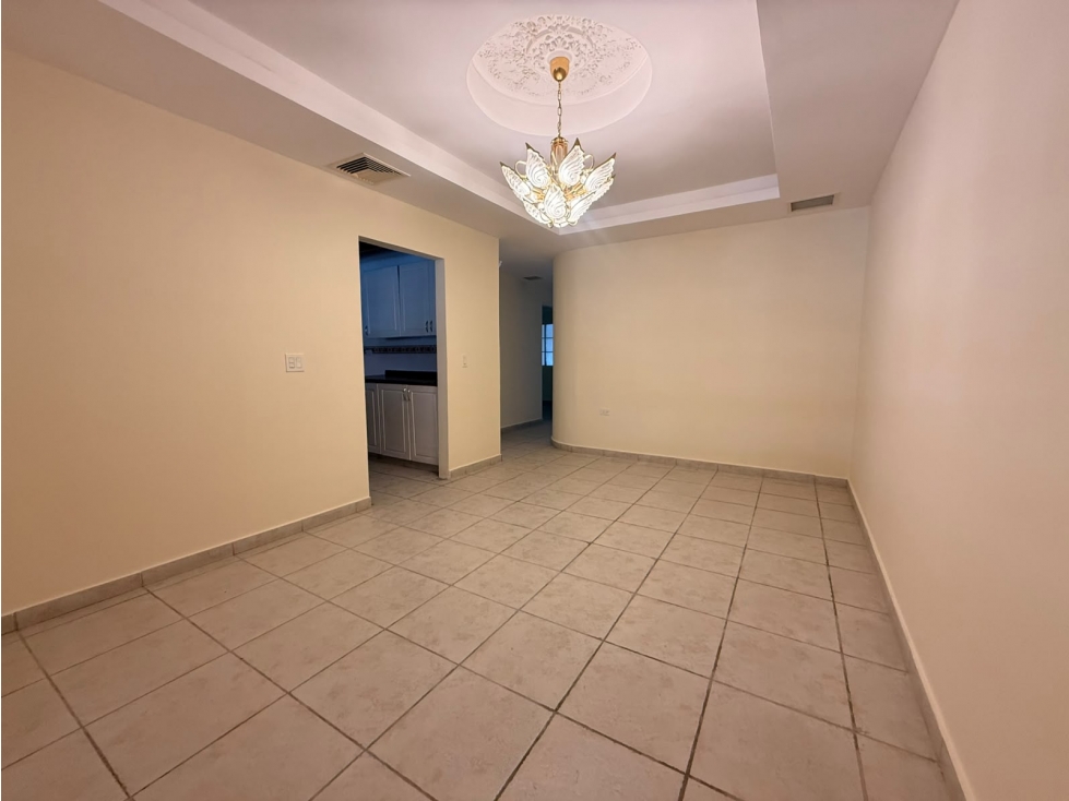 CASA EN ALQUILER CHANIS, NUEVO REPARTO — foto 3