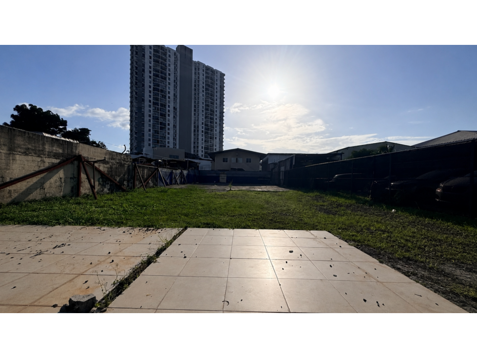 TERRENO COMERCIAL - PARQUE LEFEVRE — foto 3