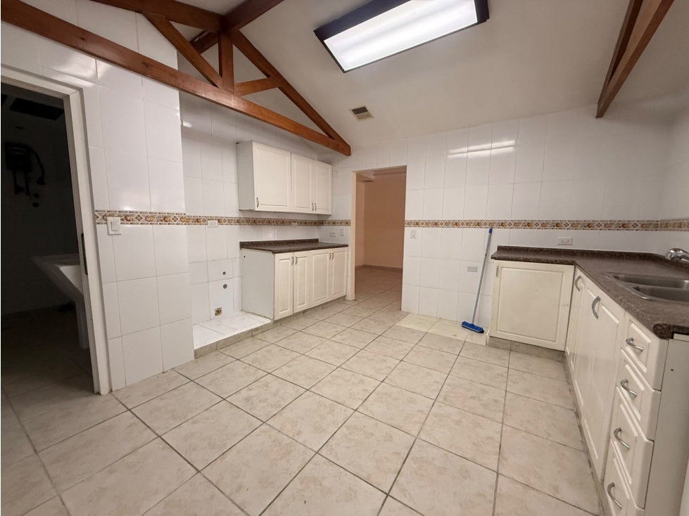 CASA EN ALQUILER CHANIS, NUEVO REPARTO — foto 4