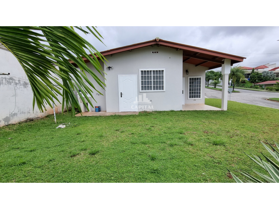 CASA EN ESQUINA EN BRISAS DEL GOLF ARRAIJÁN — foto 4