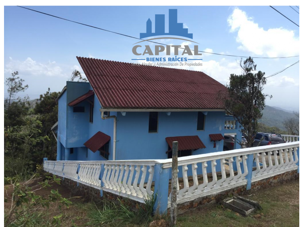 CASA EN LOS ALTOS - CERRO AZUL - 1