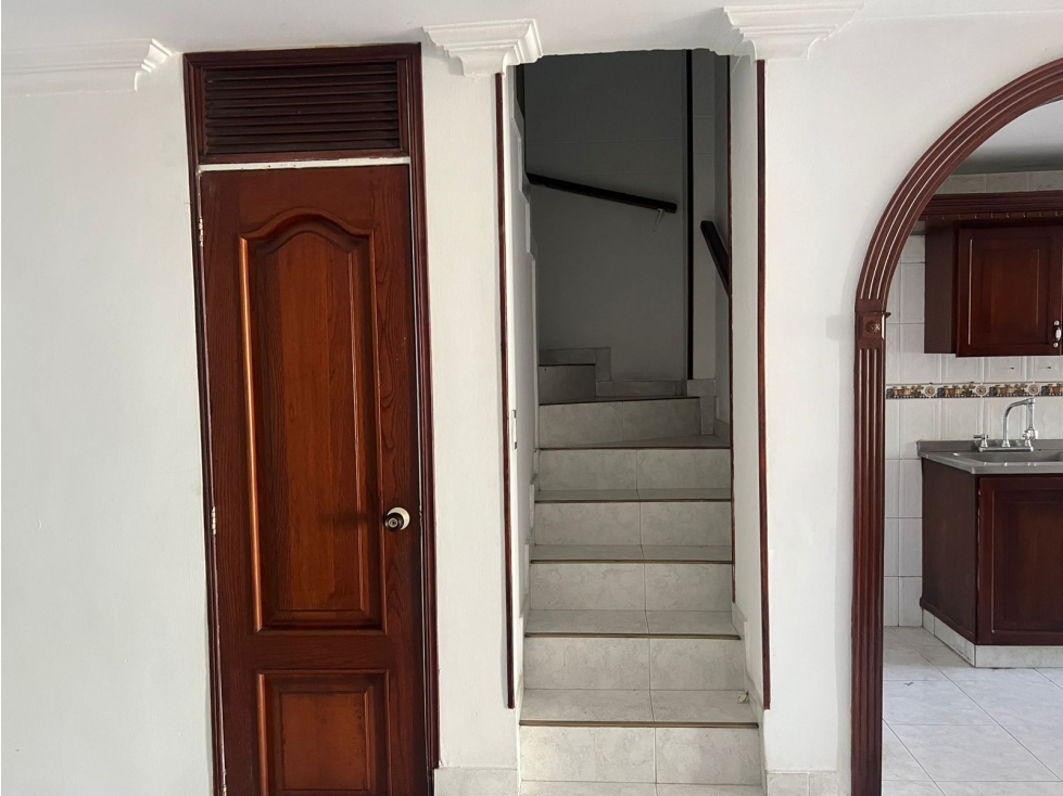 VENDO CASA 3 NIV, COND SANTA ANA DEL LIMONAR, CALI W964003JE — foto 4