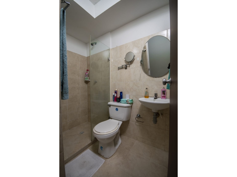 VENDO APARTAMENTO 4to PISO MELENDEZ SUR DE LA CIUDAD — foto 2
