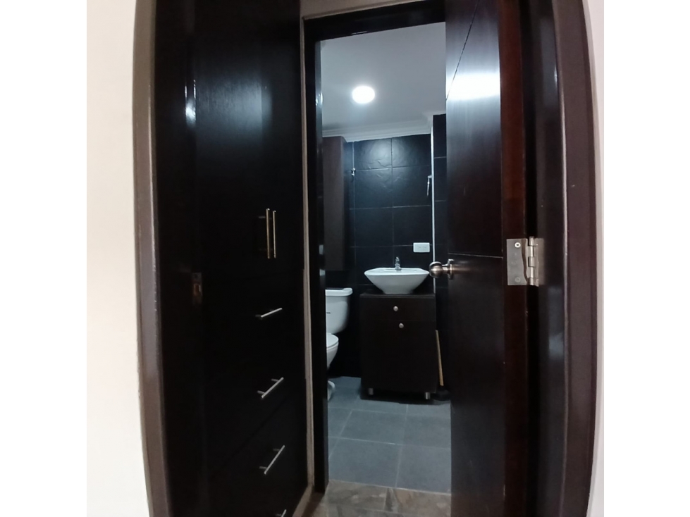 VENDO APARTAMENTO 5to PISO, OLIMPICO, CALI W9355595 JE — foto 3