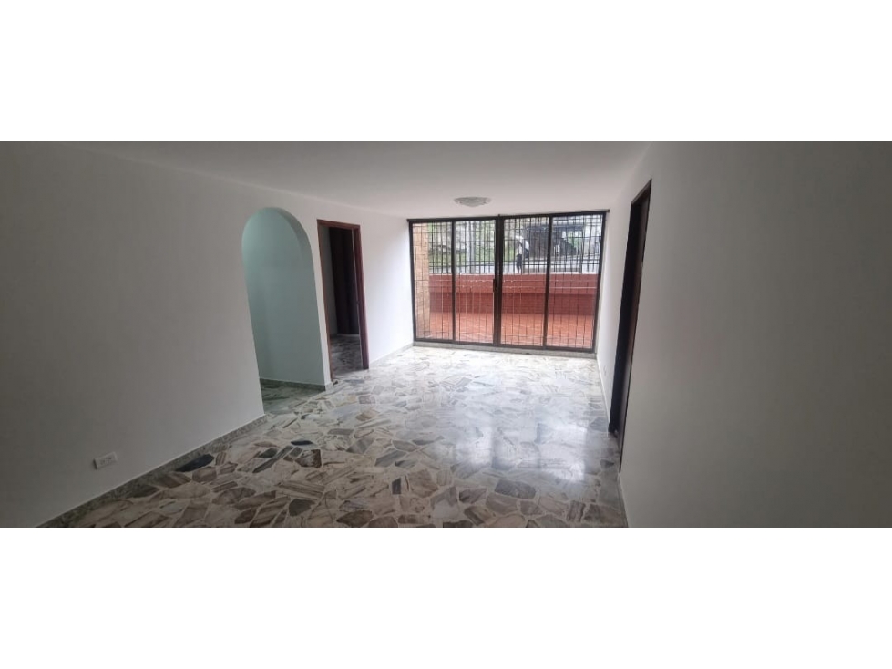 VENDO APARTAMENTO 1ER PISO, CRISTALES CALI W9646014SR — foto 3