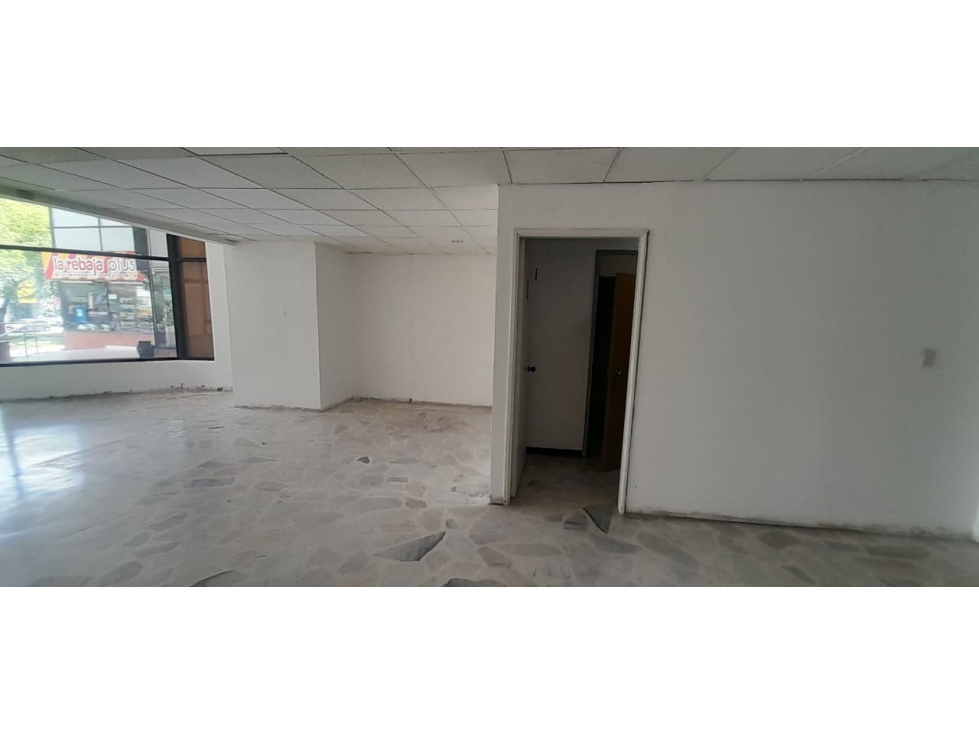 SE ALQUILA AMPLIO LOCAL UBICADO EN CIUDAD CAPRI W9804668 SR - 4