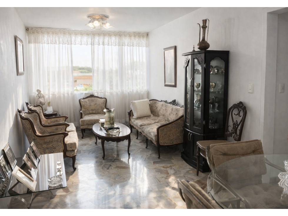 Se Vende Apartamento 3er Piso, El Limonar, Cali W9900605CM