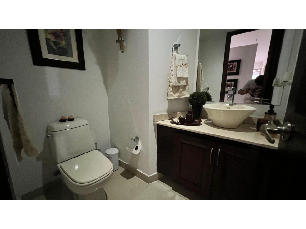 VENDO APARTAMENTO, 6to Piso, Bosques del Oeste, Cali W9761843CM — foto 4