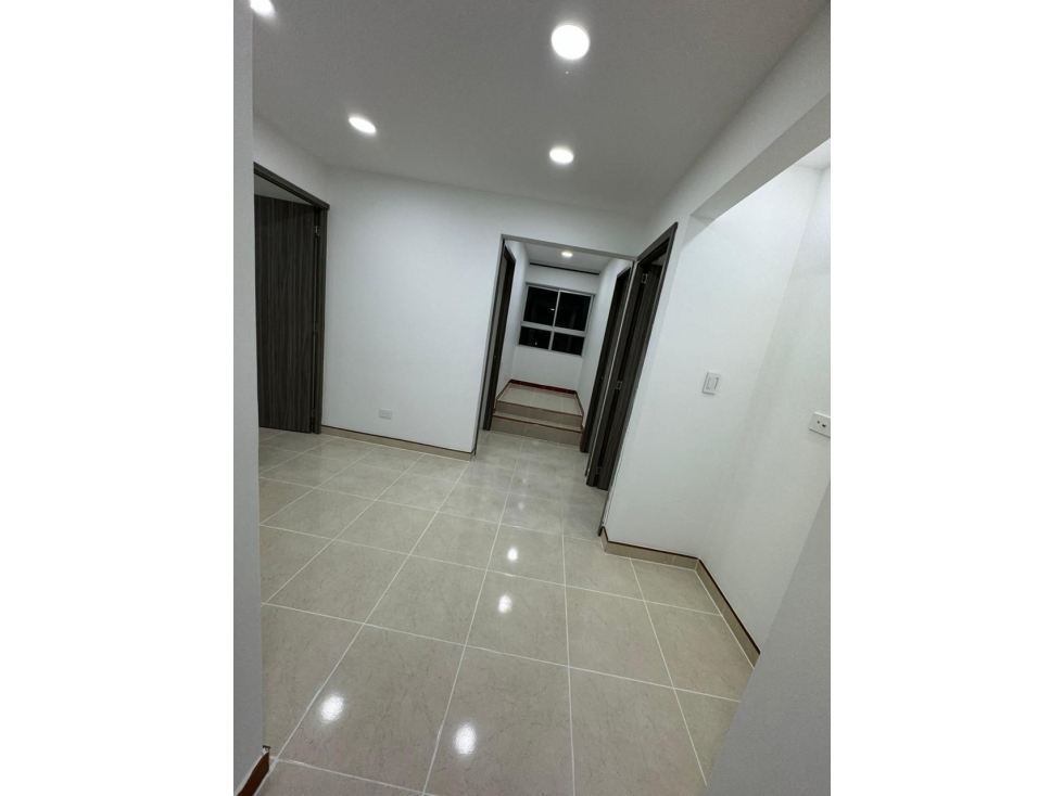 VENDO CASA EN EL NORTE DE CALI /TERRAZAS DE CHIPICHAPE W9818745 SR — foto 3