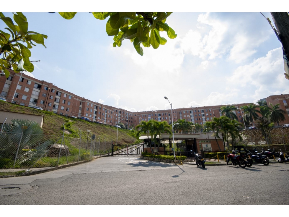 VENDO APARTAMENTO 4to PISO MELENDEZ SUR DE LA CIUDAD — foto 6