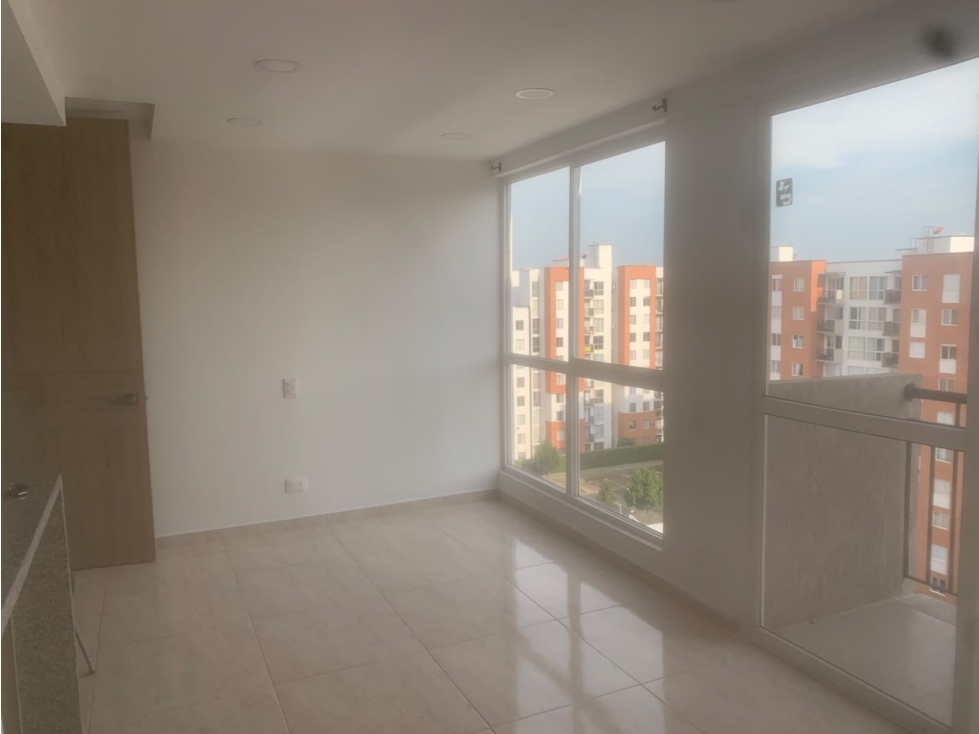 ALQUILO APARTAMENTO 10mo PISO CIUDAD MELENDEZ 10404428JE — foto 6