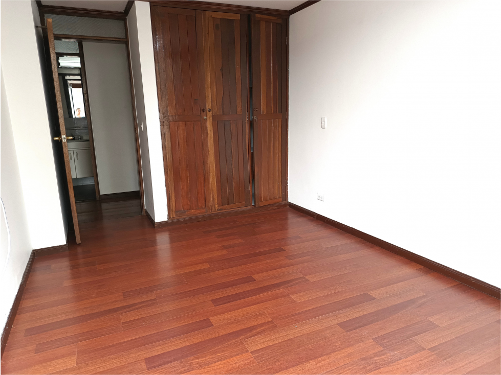 VENTA APTO LAURELES — foto 4