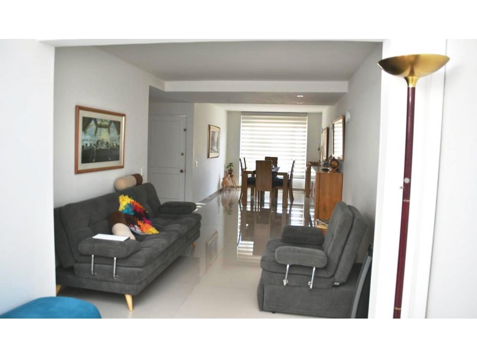 CASA EN VENTA EN CEDRITOS BOGOTÁ - 2