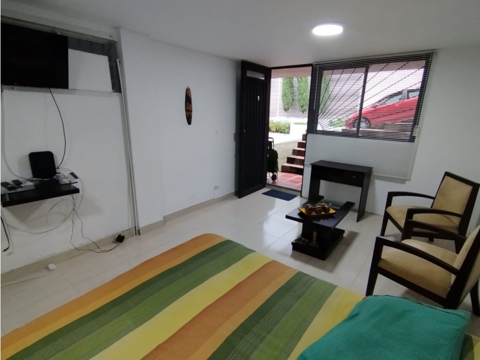 ARRIENDA APARTAESTUDIO AMOBLADO EL CABLE — foto 2