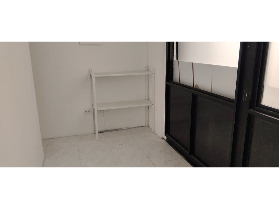ARRIENDA LOCAL CABLE PLAZA — foto 3