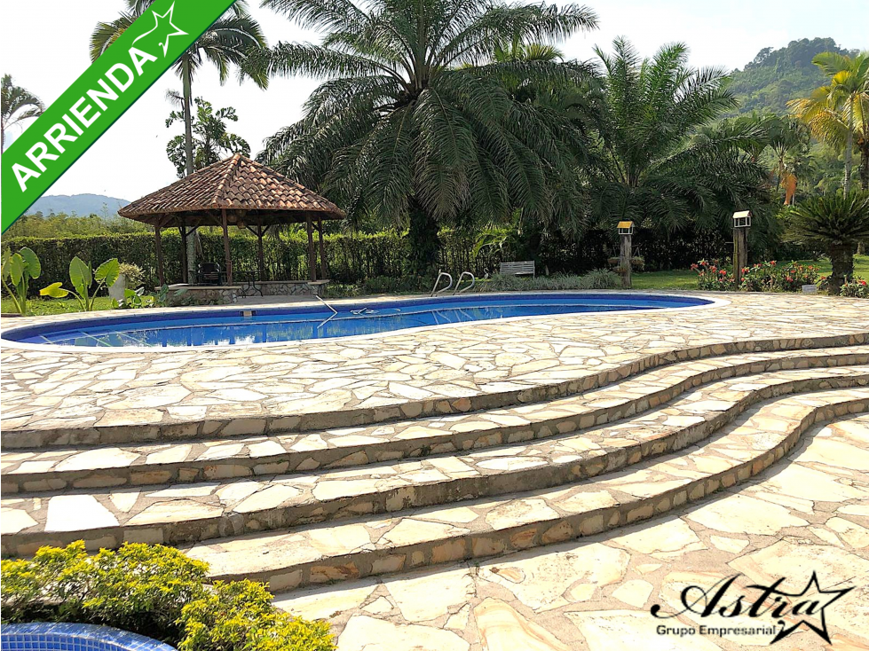 ALQUILA FINCA, SANTAGUEDA ``para 12 personas´´