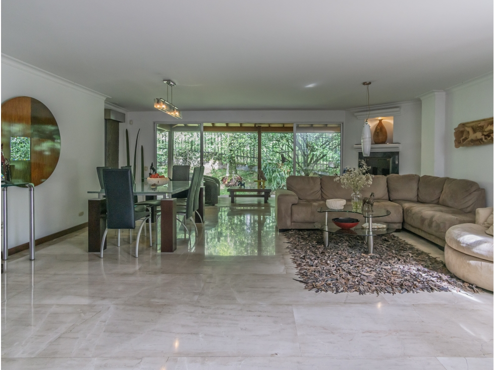 Venta Casa Sector Colina Campestre Envigado Antioquia Colombia