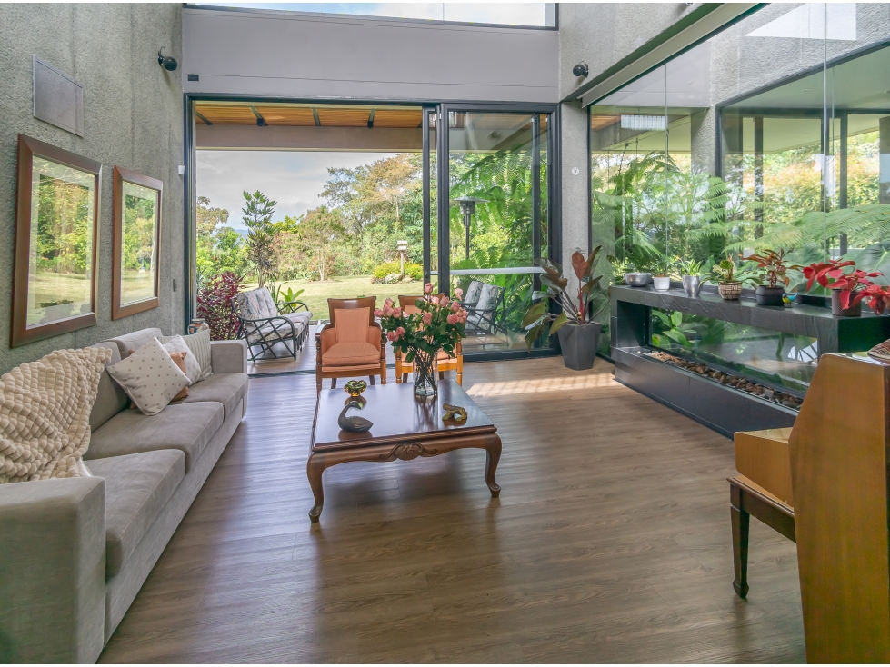 Venta Casa Sector La Acuarela Alto de Las Palmas Envigado Antioquia — foto 3
