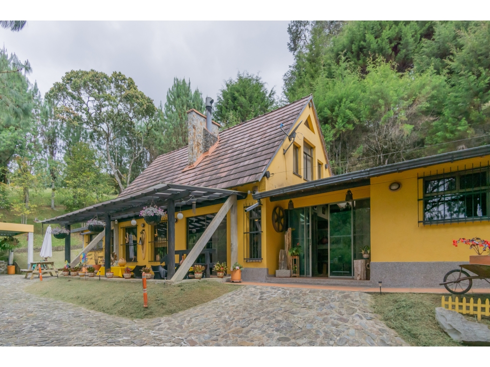 Veta Casa y Lote Parte Alta de Las Palmas Envigado Antioquia Colombia — foto 3