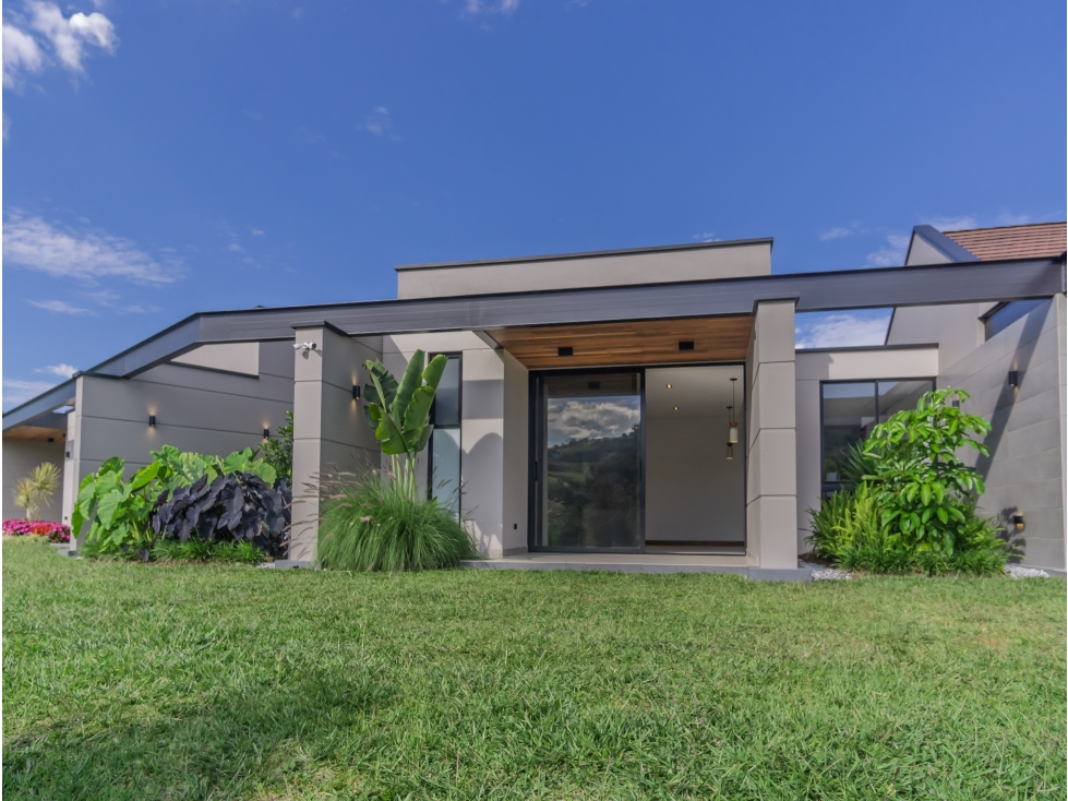 Venta Casa Rionegro Vía San Antonio - La Ceja Antioquia Colombia