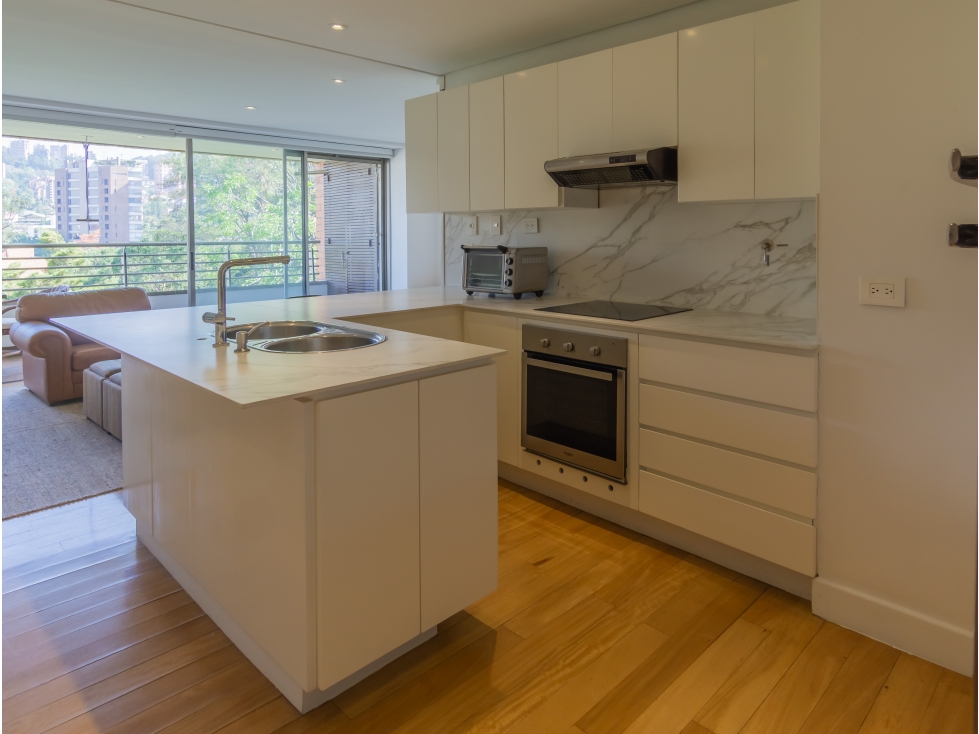 Venta Apartaestudio en El Poblado, Medellín - cerca a Provenza. — foto 4