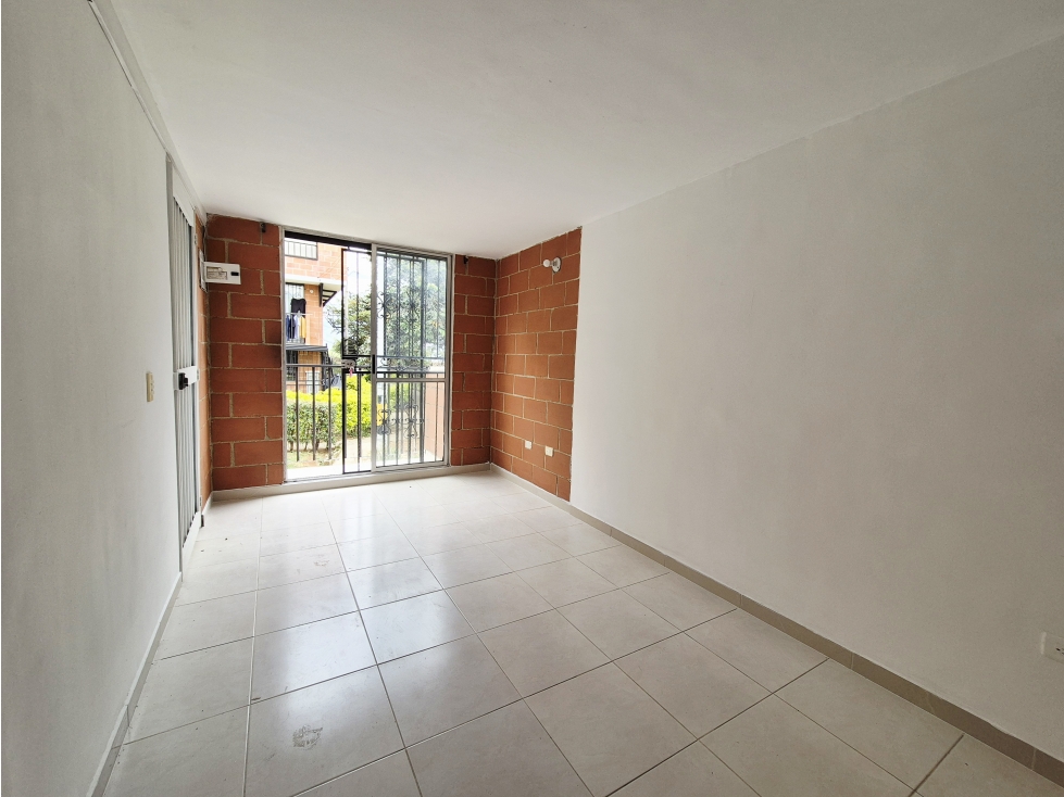 Vendo casa con aire en Robledo Pajarito, sin administración — foto 2