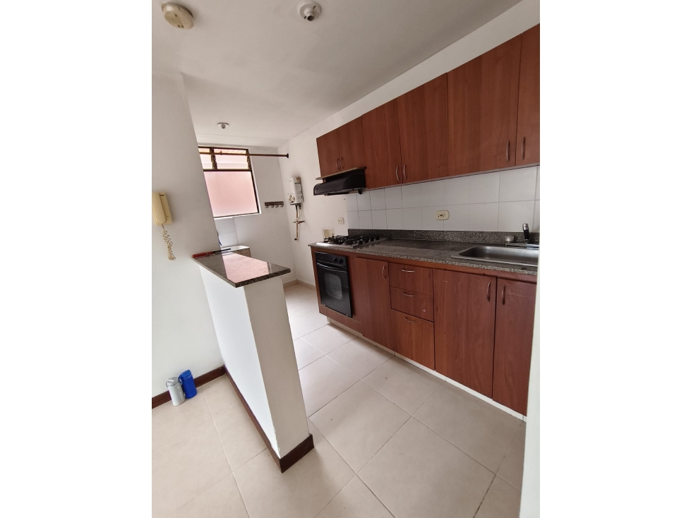 APARTAMENTO FAMILIAR en Envigado en Estrato 3 con amenidades (CONTADO)