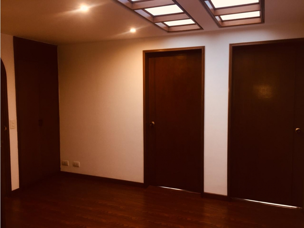 APARTAMENTO CLASICO EXTERIOR EN LA CABRERA — foto 3