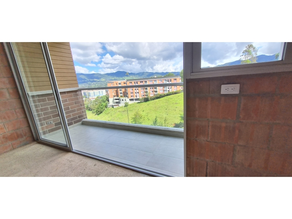 VENDO APARTAMENTO LA CEJA 3ALCOBAS BALCON Y AMPLIAS ZONAS COMUNES