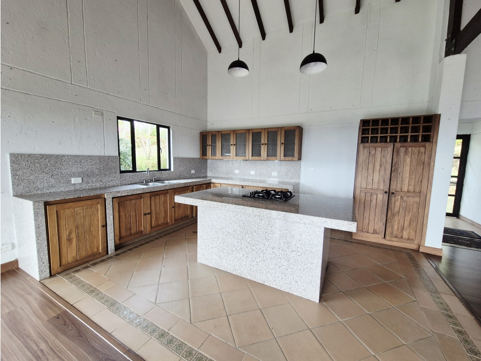 VENDO FINCA SANTA ELENA, PIEDRA GORDA. LOTE DE 8726m2 — foto 4