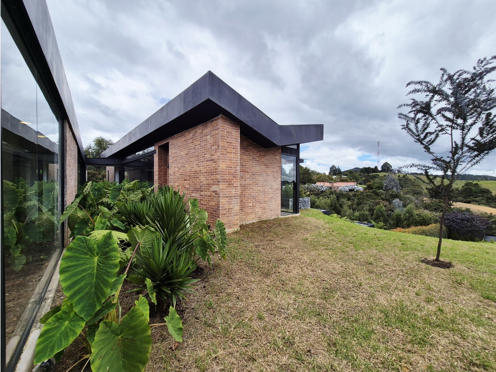 VENDO CASA UN SOLO NIVEL 331m2 3 ALCOBAS + SERVICIO ALTO DE PALMAS — foto 4