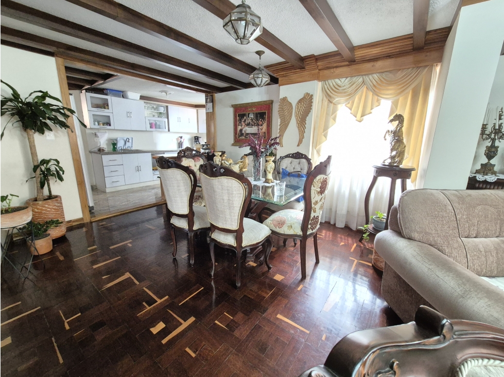 VENDO APARTAMENTO MEDELLIN BARRIO LA CANDELARIA