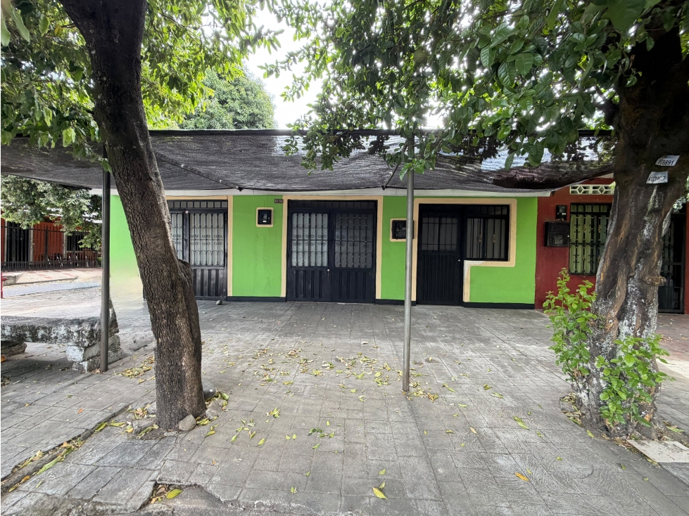 Casa esquinera en venta barrio Las Granjas, Neiva