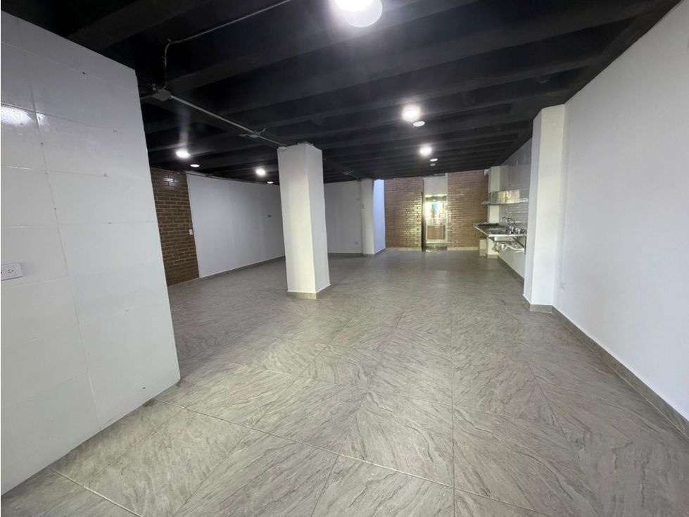 Local en arriendo Av. 26, Las Granjas | Terraza + cocina - 4