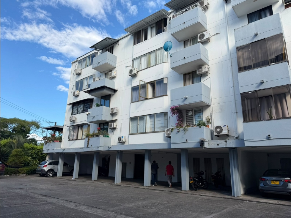 Apartamento en Venta Conjunto Santa Lucia Cambulos, Neiva.