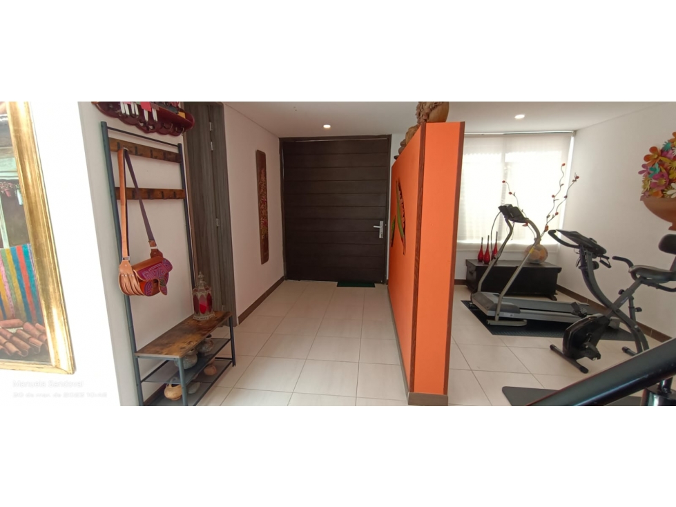 CASA EN CHIA DE SOLO UNA PLANTA - 6