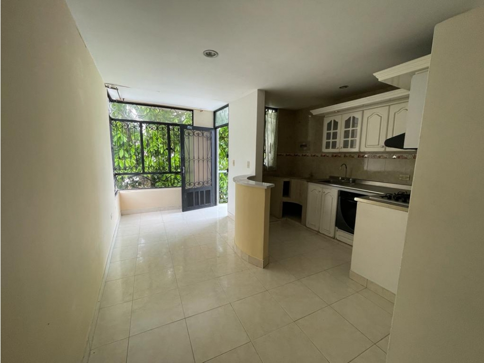 Excelente Casa Comercial para Inversión o Sector Salud en Campo Núñez — foto 6
