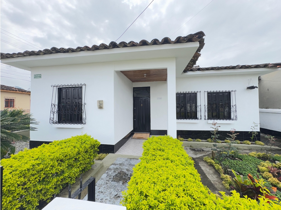 CASA EN VENTA EN LA AVENIDA COLON EN CALARCA QUINDIO — foto 2