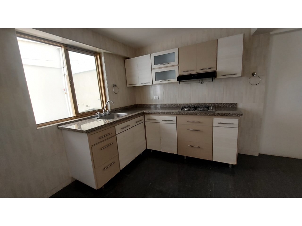 VENDO CASA BARRIO CENTENARIO MONTENEGRO - 6