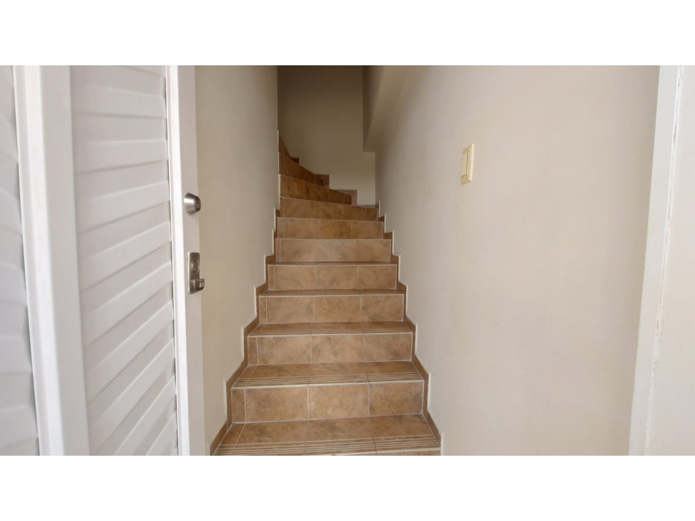 VENDO CASA MULTIFAMILIAR EN CALARCA - 4